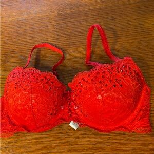 Victoria’s Secret dream angels bra